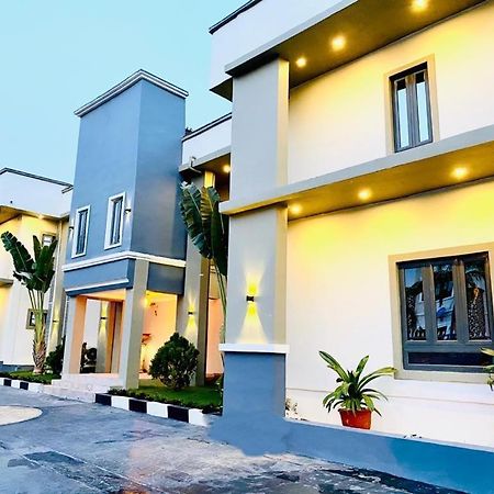 Mayfair Hotel Maitama อาบูจา ภายนอก รูปภาพ